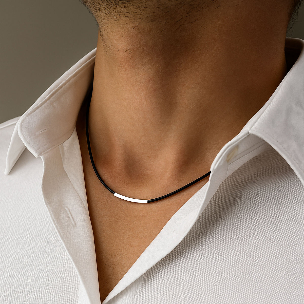 Elegant Leather Choker Necklace for Men with Gold Silver tube